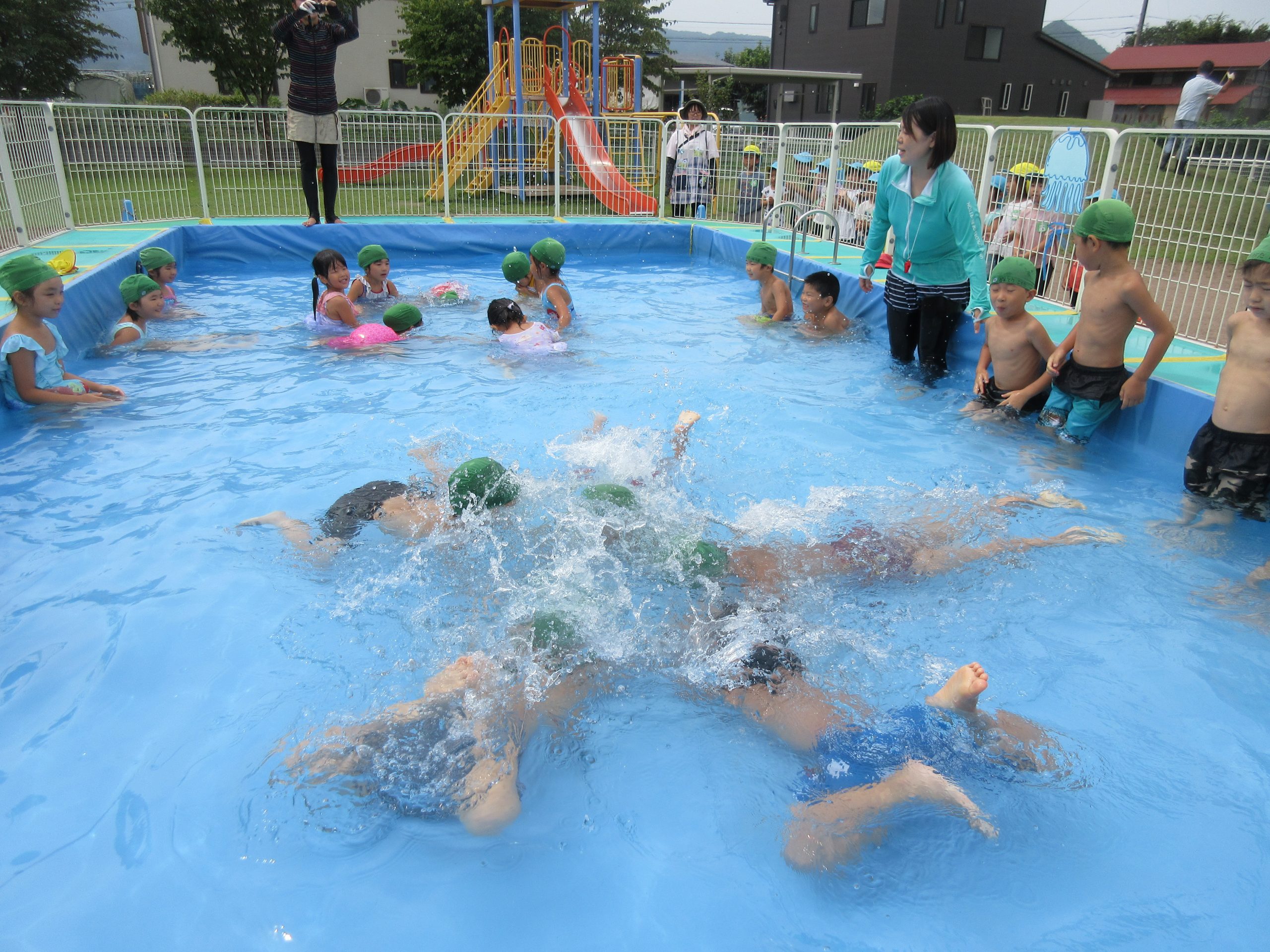 もりもり わくわく きらきらの夏の思い出 プールでの水遊び編 上山あい保育園