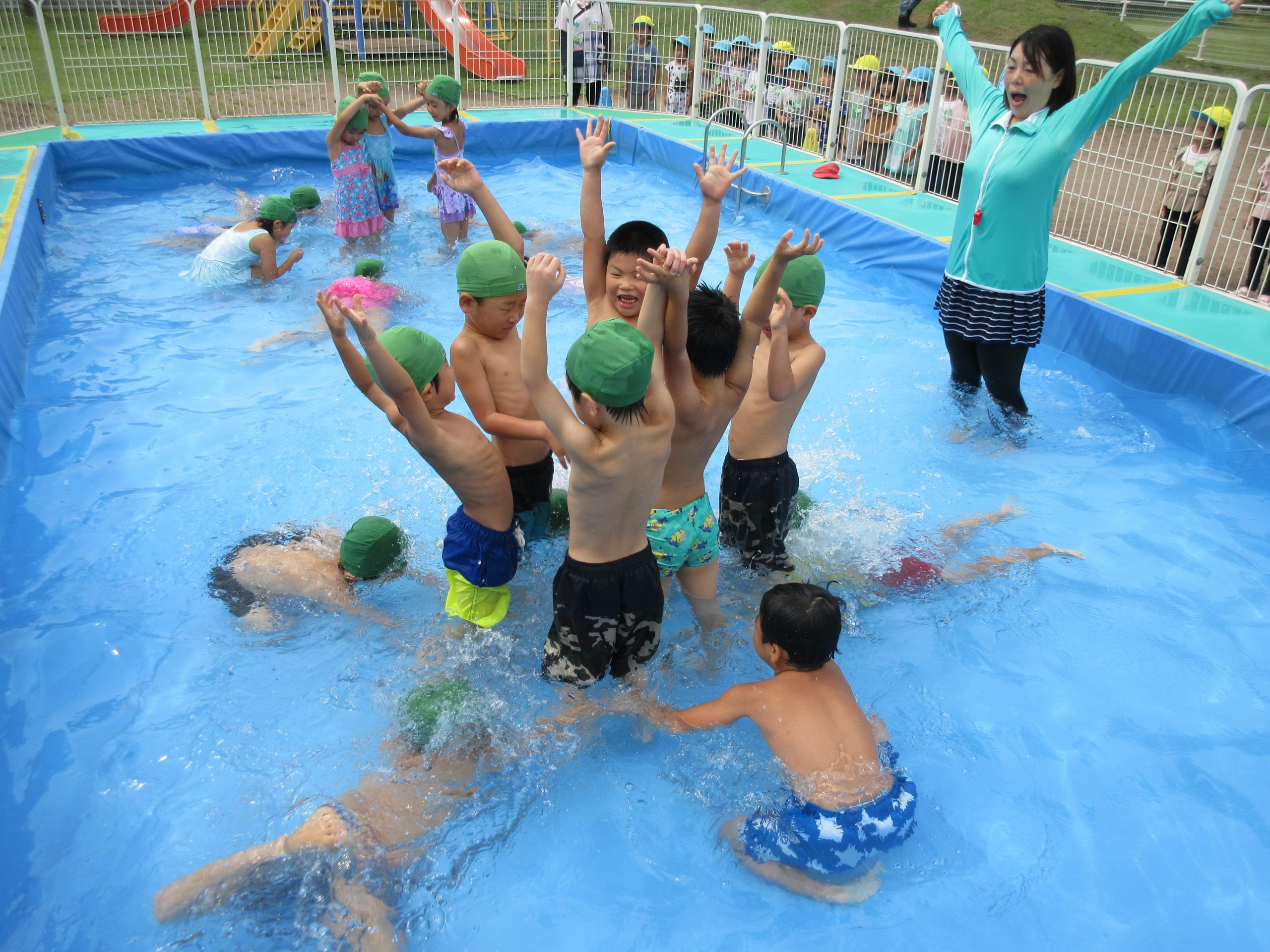 もりもり わくわく きらきらの夏の思い出 プールでの水遊び編 上山あい保育園